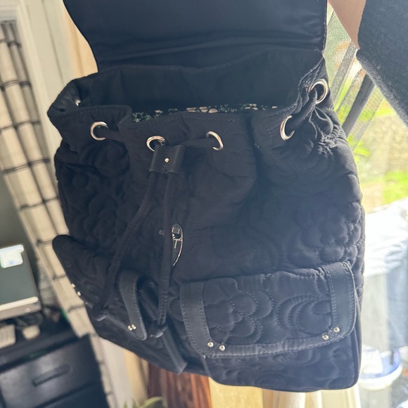 Vera Bradley Quilted Floral Amy Backpack Black Drawstring Essential Bag Boho - Picture 12 of 16